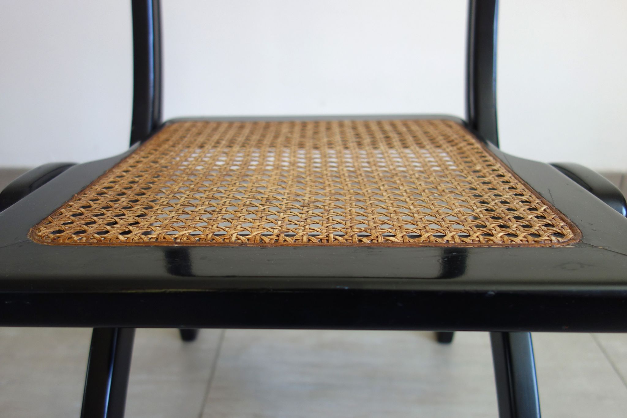 Chaise pliante cannée vintage