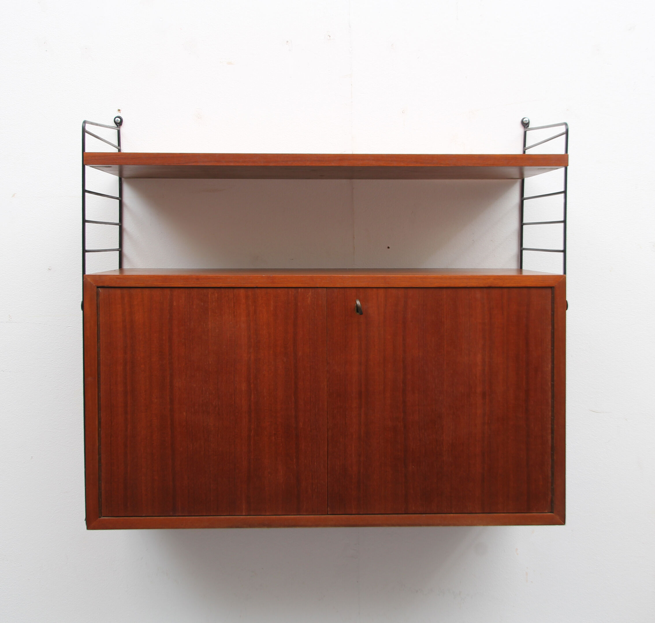 Wall unit in teak by Nisse Strinning