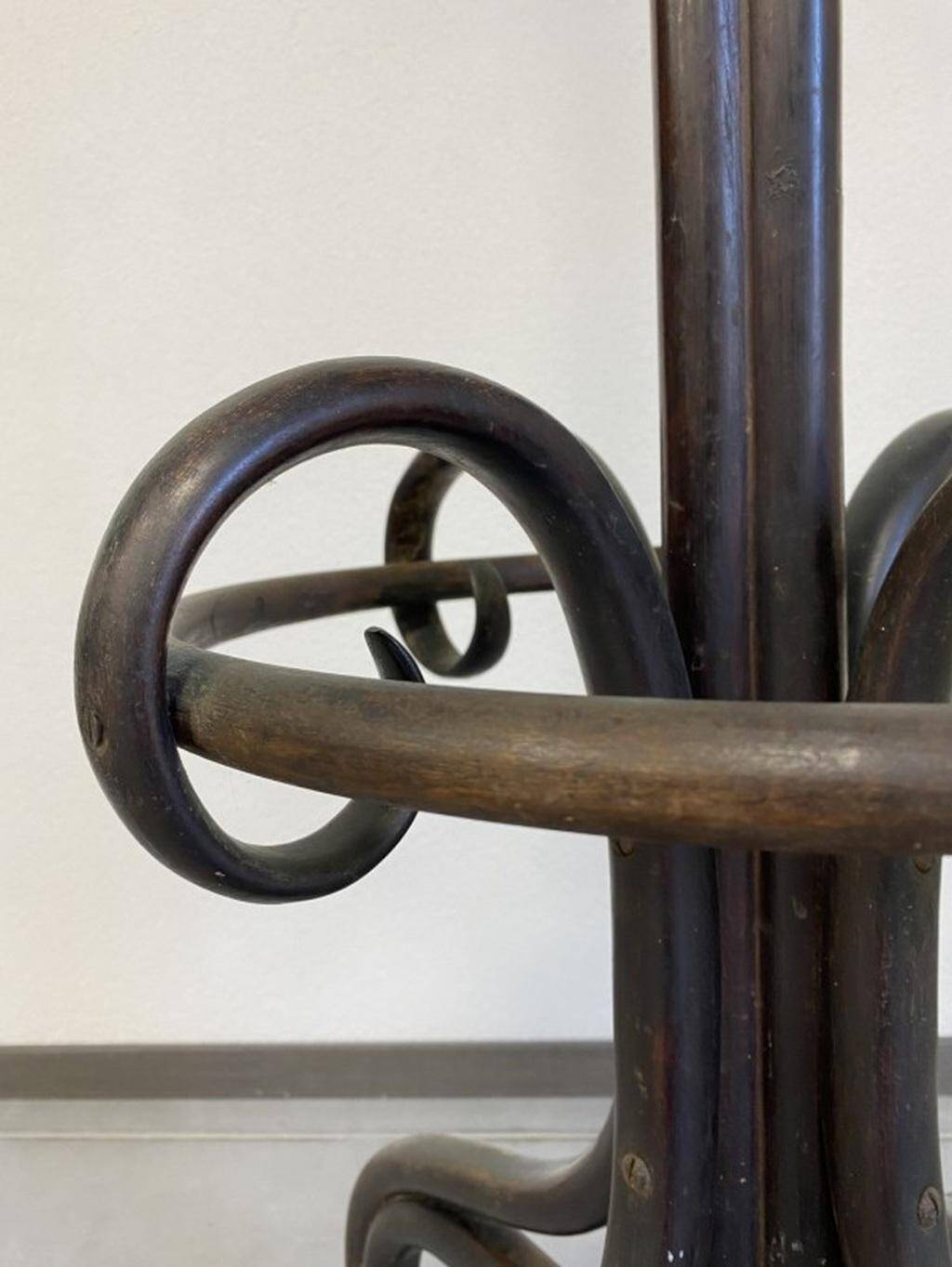 Thonet entrance coat rack