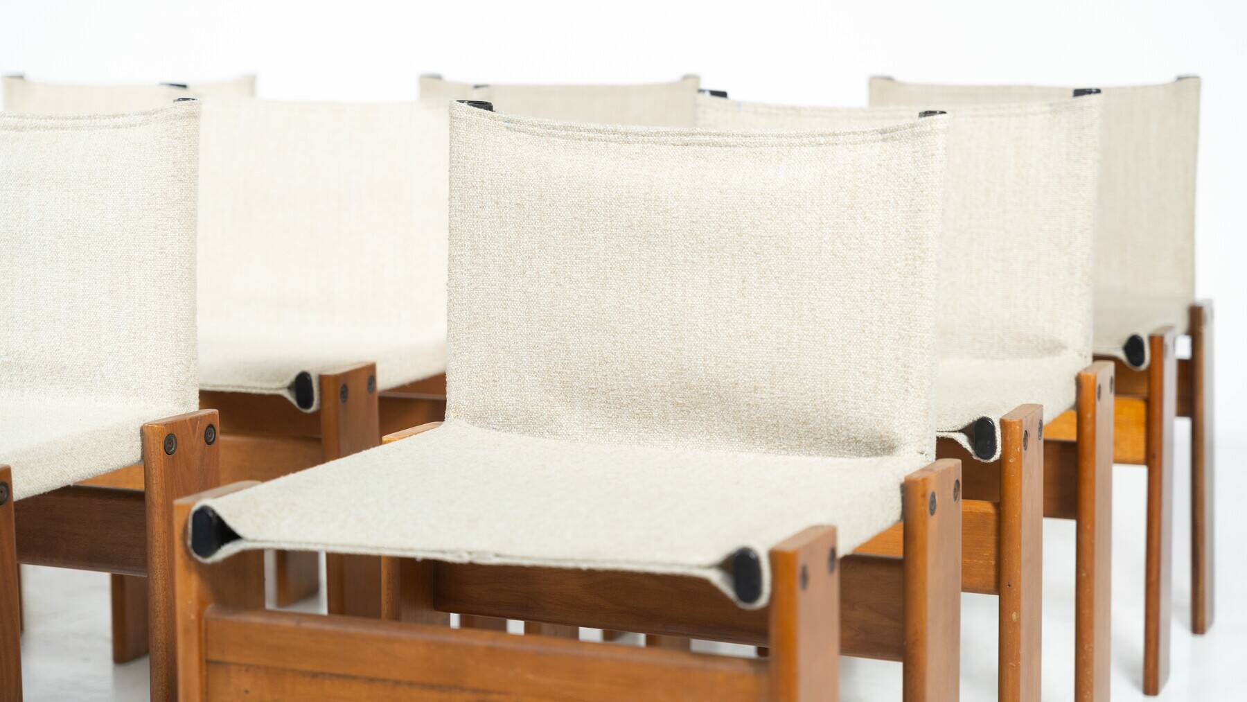 Ensemble de 12 chaises de salle à manger Monk par Afra & Tobia Scarpa pour Molteni, années 1970