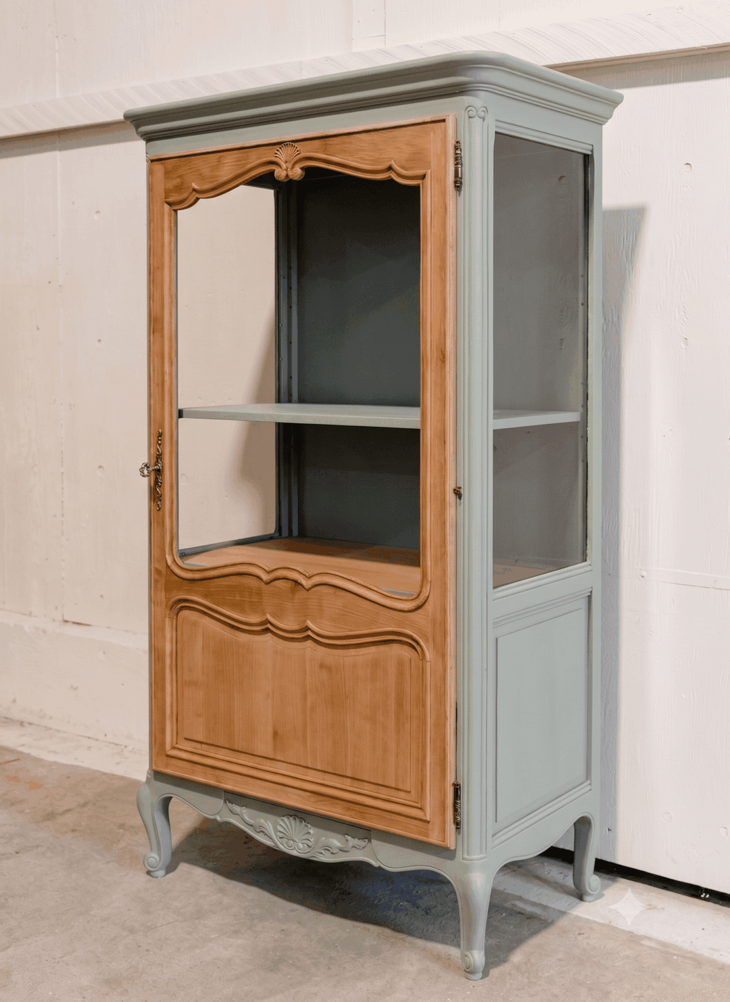 Display cabinet "Patricia"