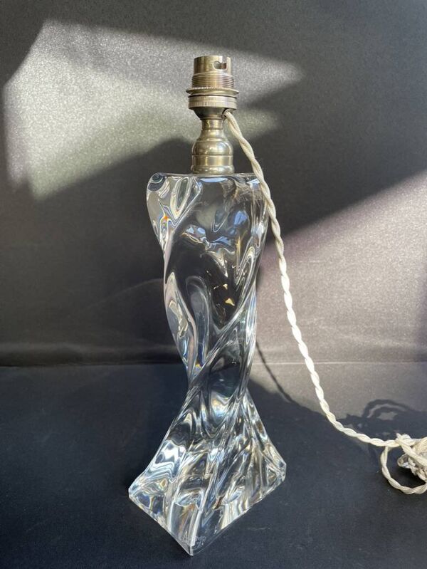 Pied de lampe cristal estampillé baccarat