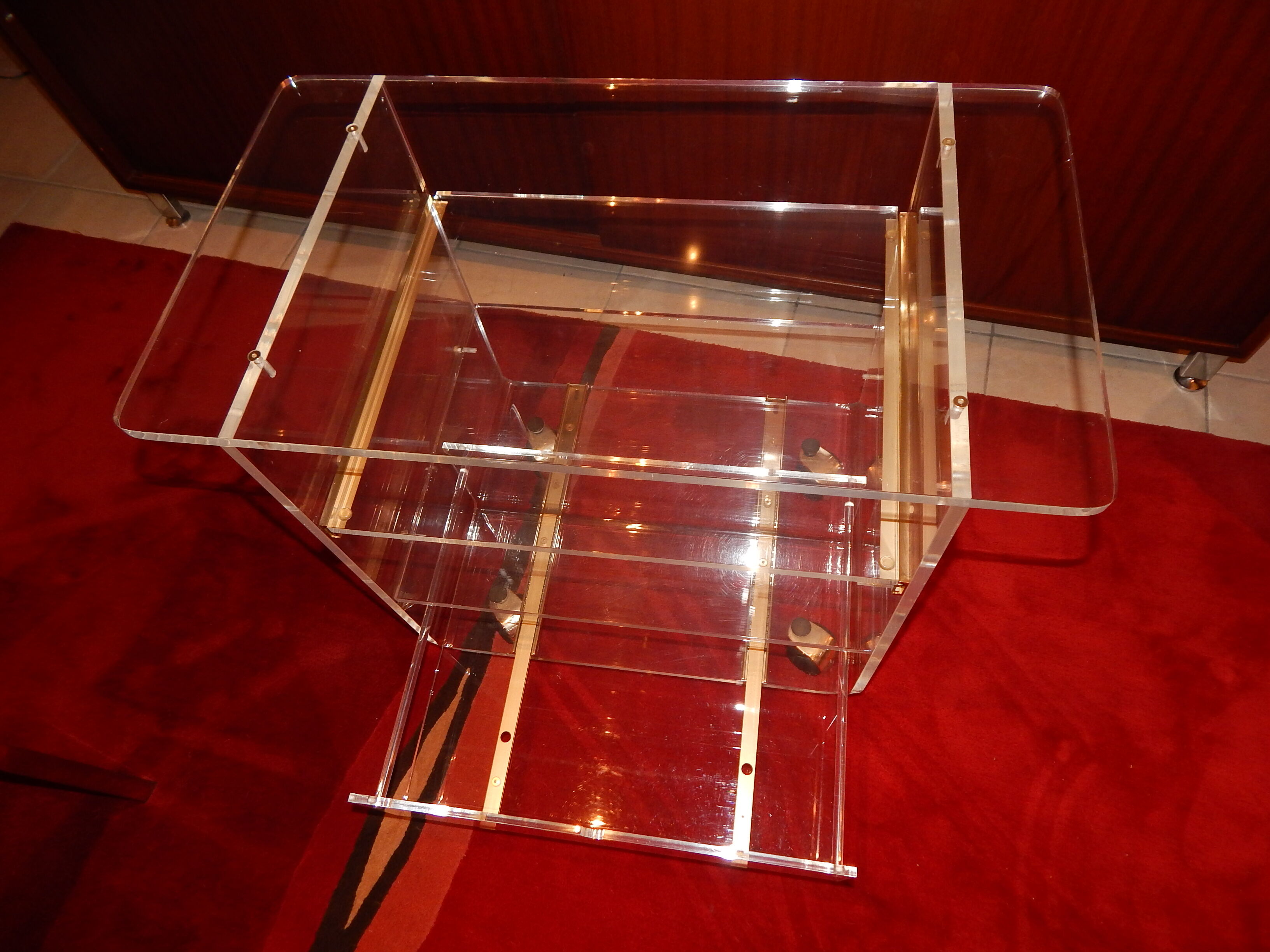 David Lange's altuglass serving table