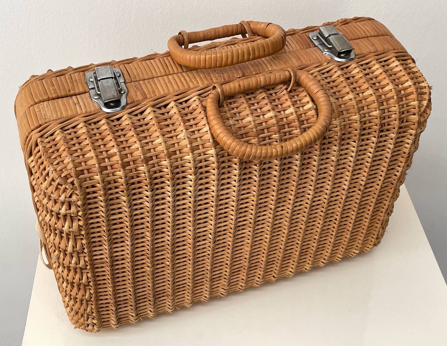 Small vintage rattan suitcase, bohemian spirit, 1960s-70s.