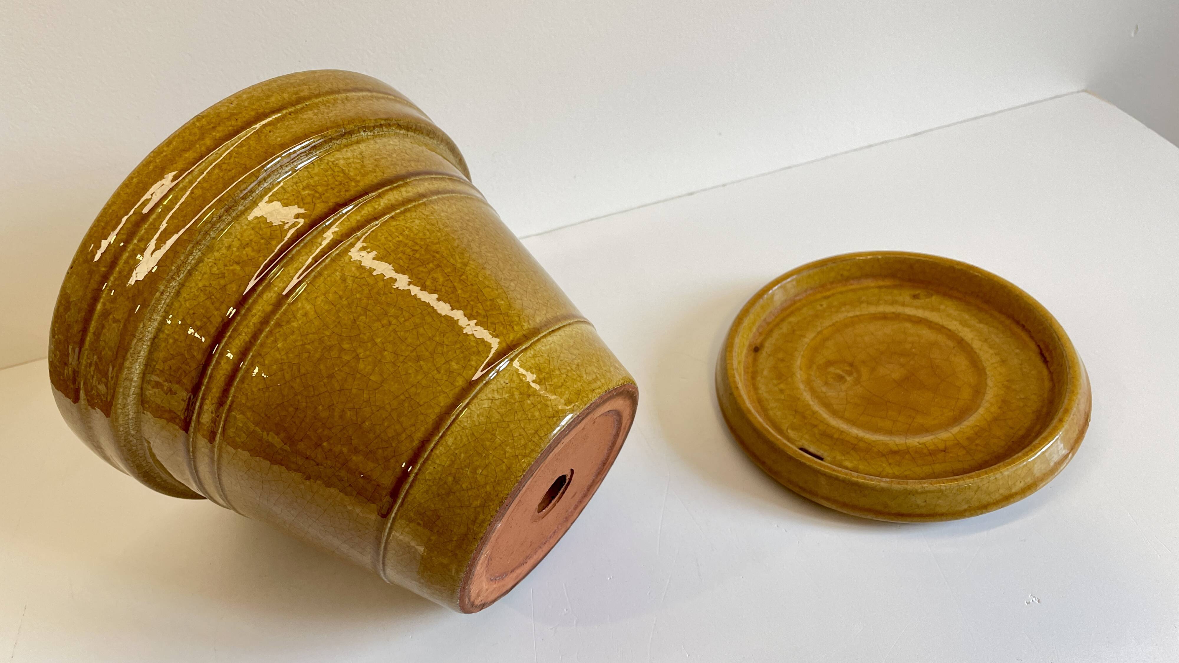 POT with Hole Pottery CLAROUS France