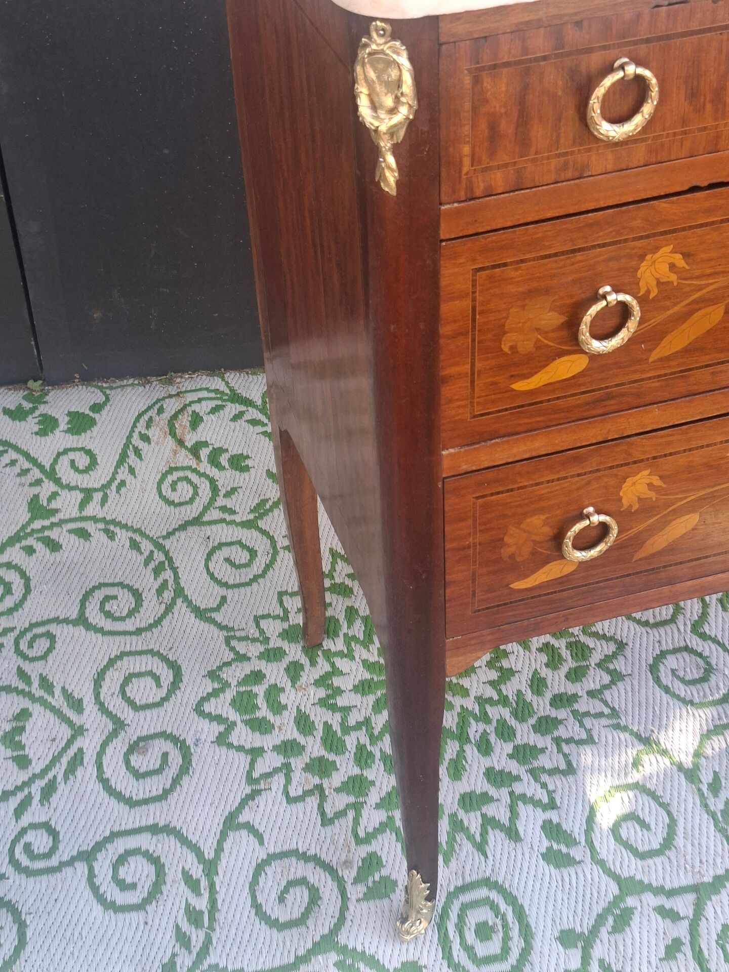 Commode en marqueterie