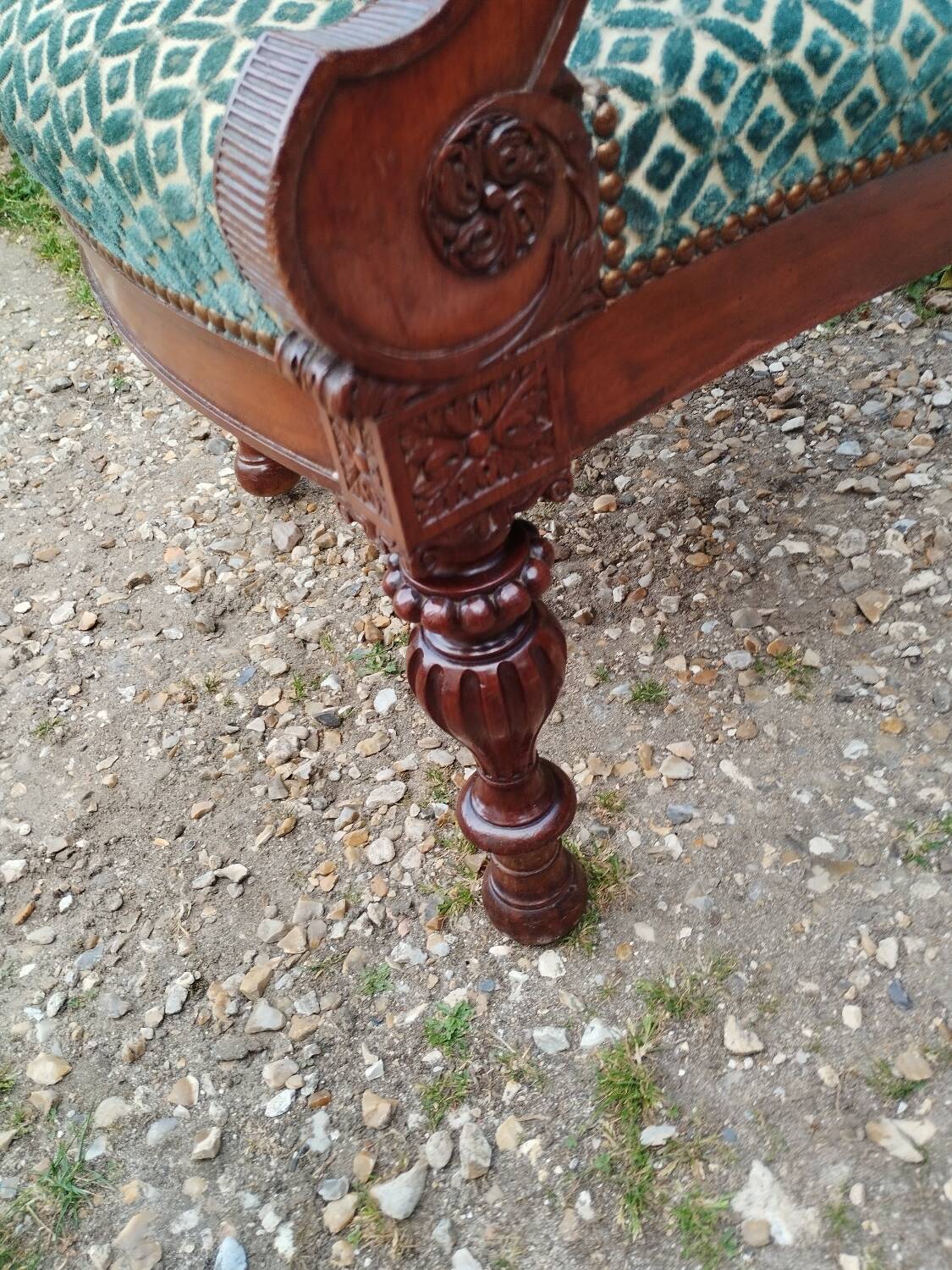 Pair of antique Louis XVI mahogany armchairs from the 19th century