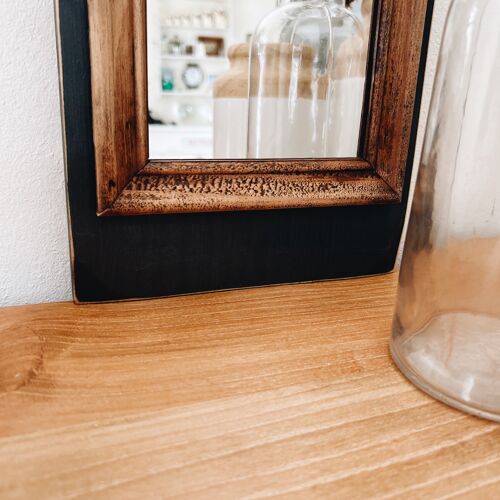 Miroir en bois et noir