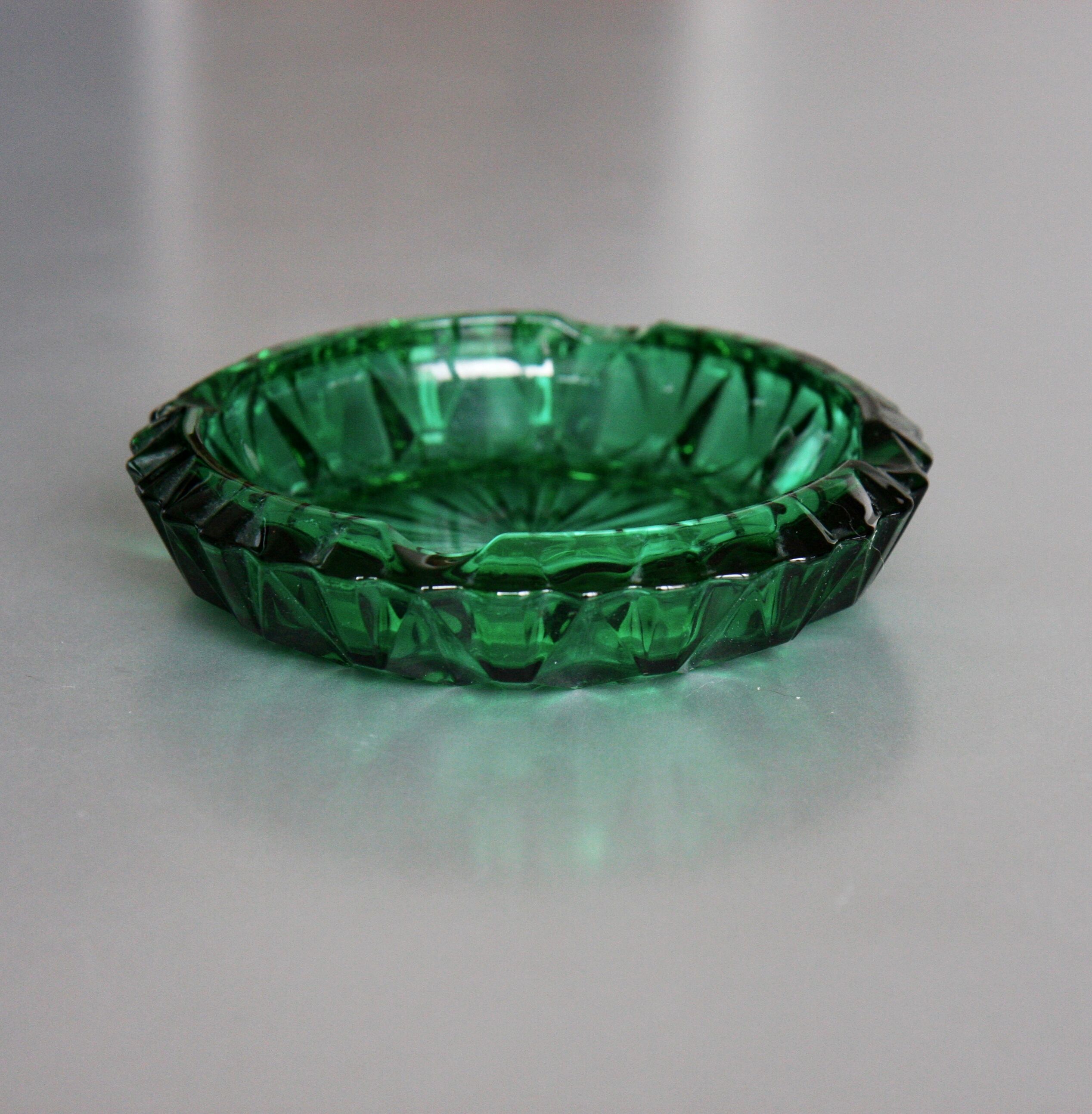 Vintage emerald green glass ashtray