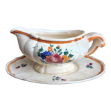 Saucière on Longchamp earthenware display - Mistral model