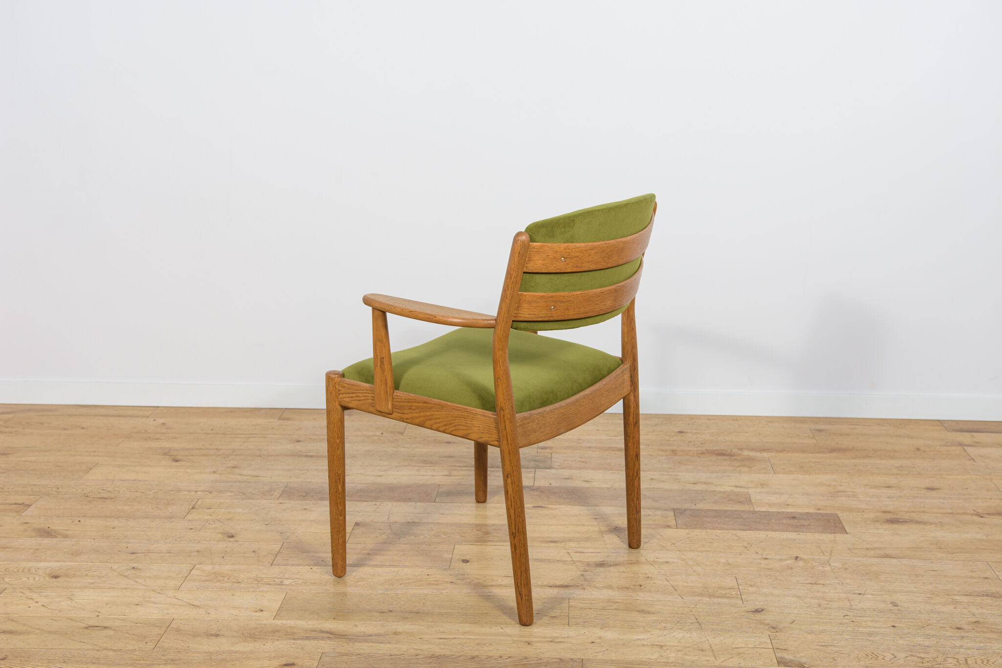 Chaises de salle à manger en chêne du milieu du siècle Modèle J62 par Poul M. Volther pour FDB Mobler, Danemark, années 1960, Ensemble de 4