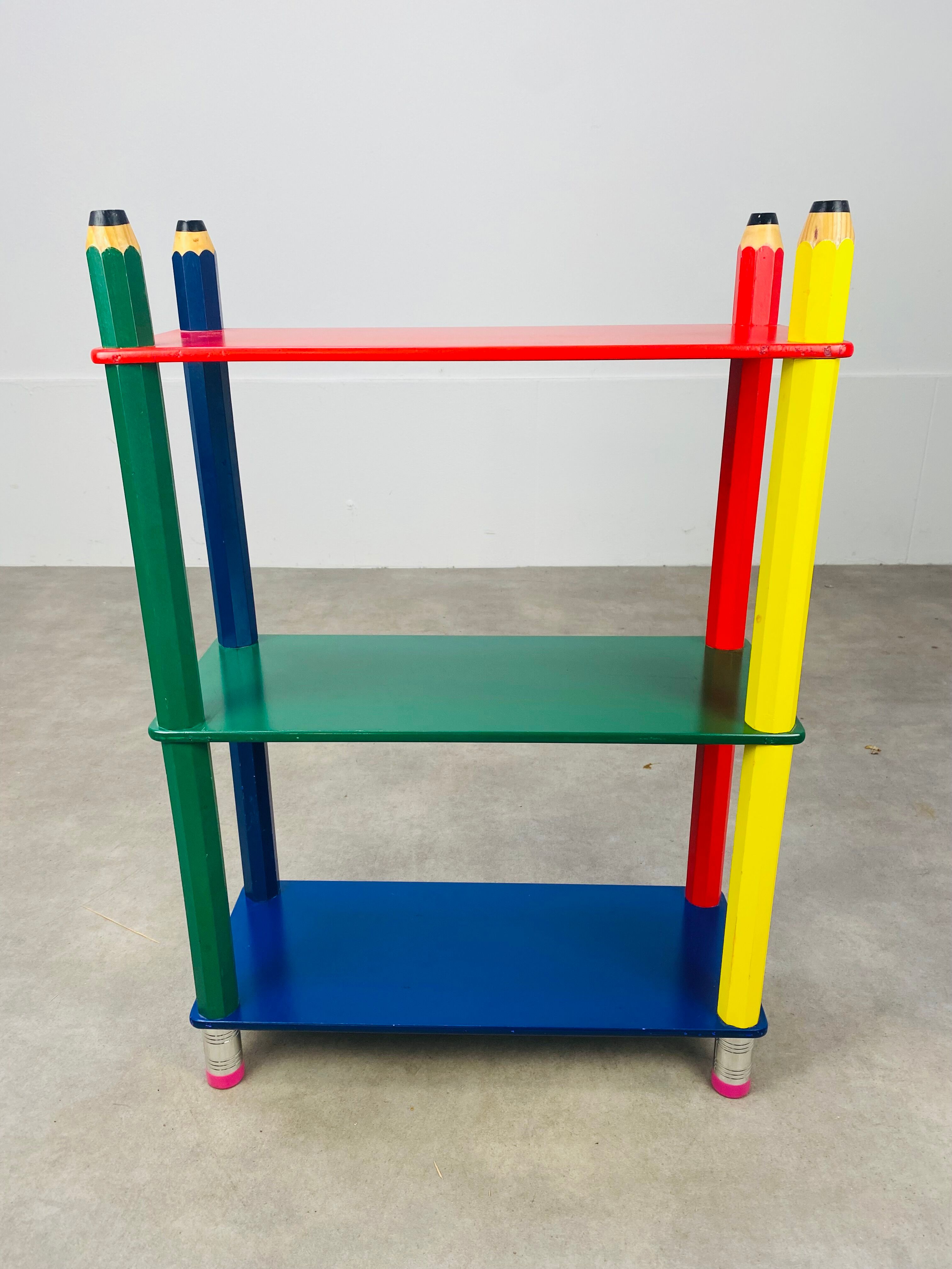 Pierre Sala pencil shelf for children