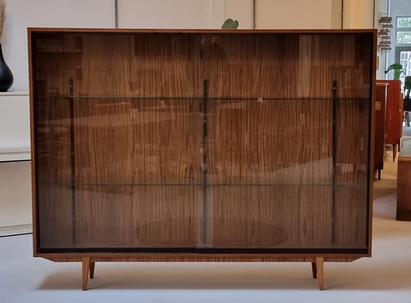 Vitrine XL des années 70