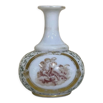 Opal vase Napoleon III - late nineteenth century
