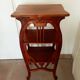 Pedestal table