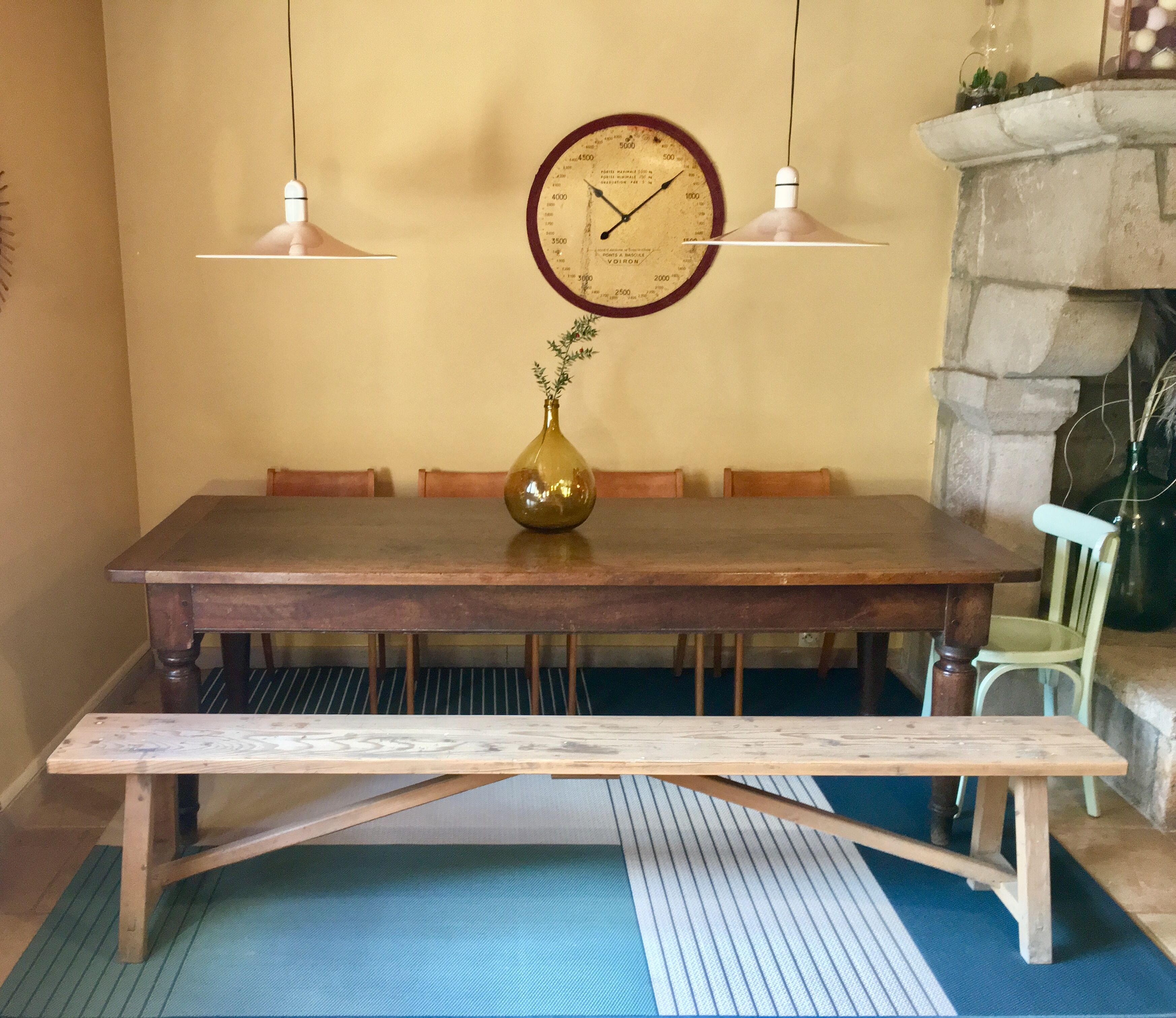 Banc de ferme ou d’école