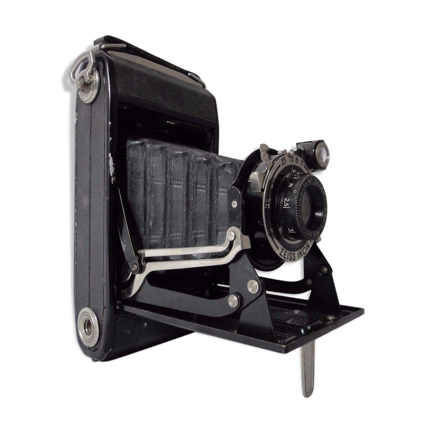 Camera ikonta zeiss ikon model 510/2 with case