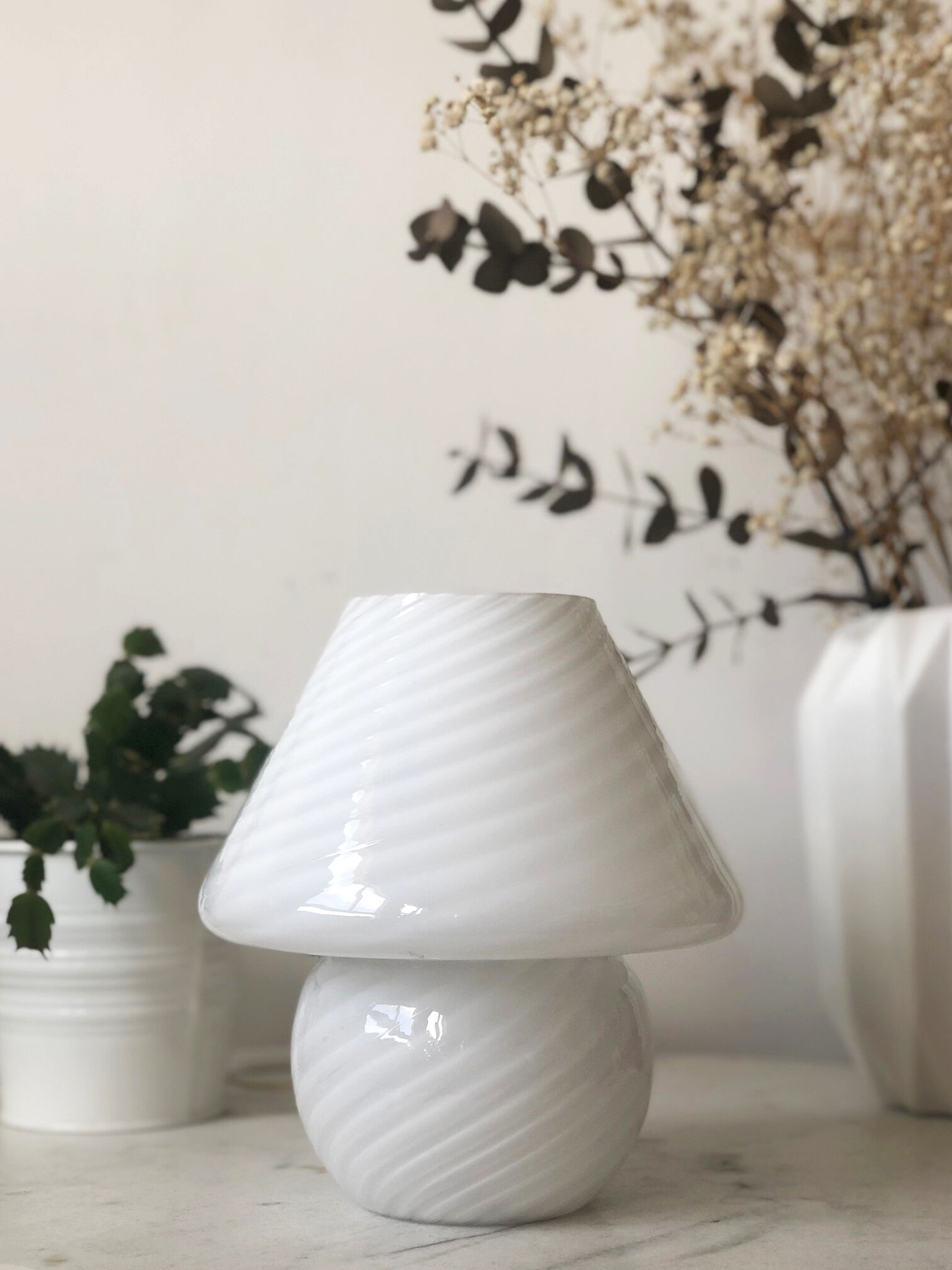 Murano "Vetri" white mushroom with touring stripes