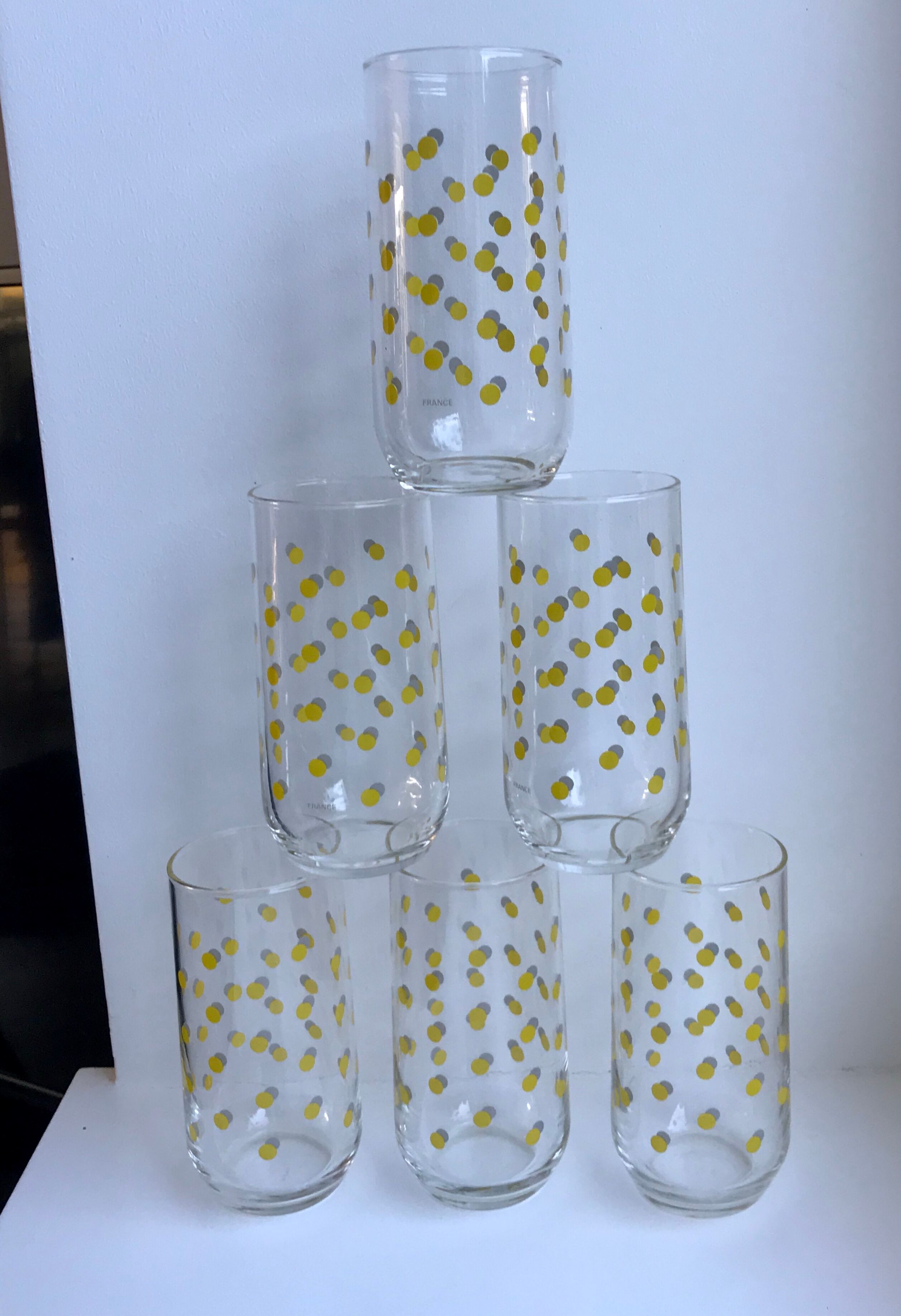 Set of 6 glasses with yellow weights made in france 70s