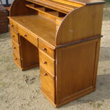 Pine-shaped cilindre desk
