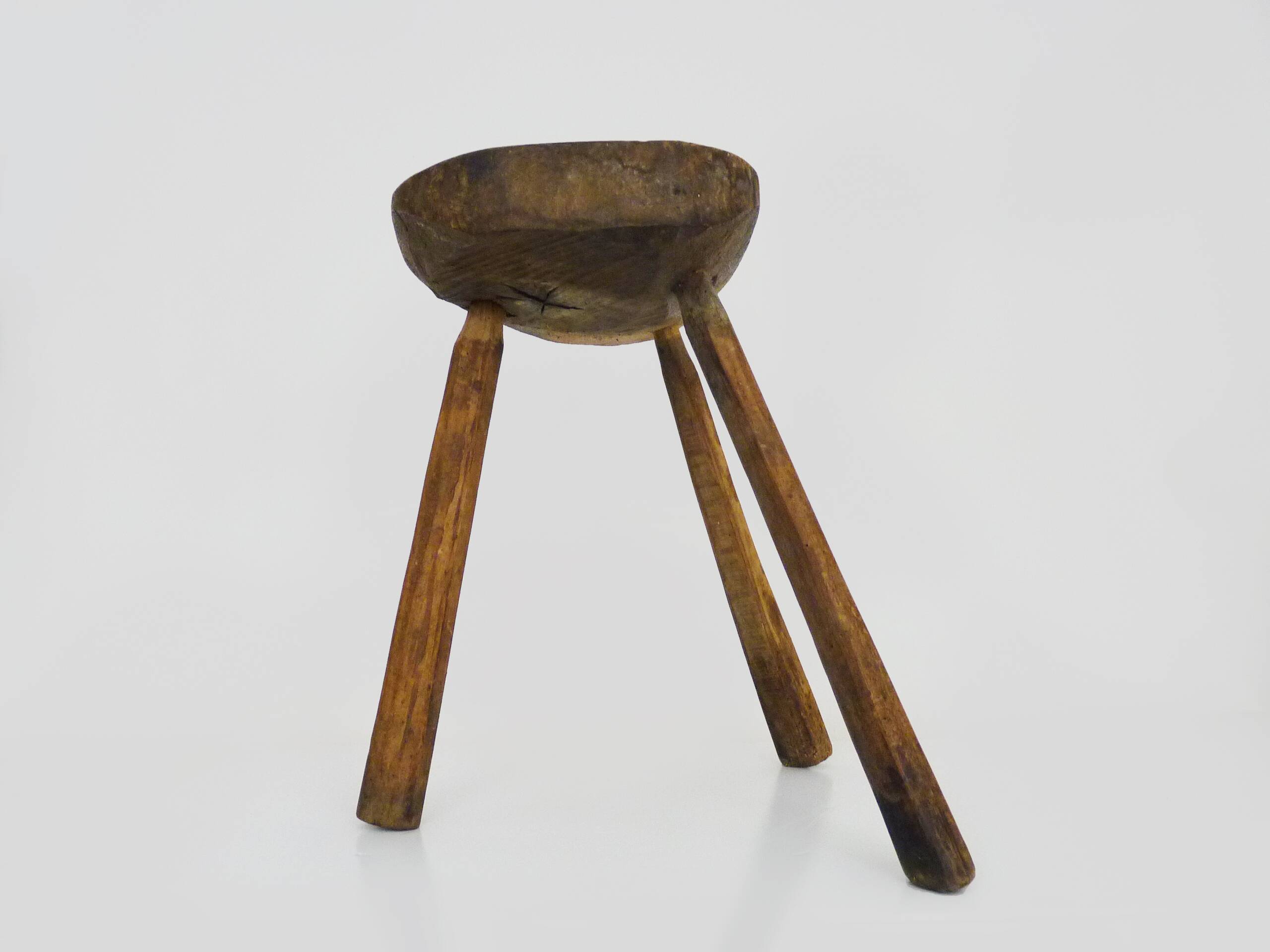 Tripod trading stool, peasant art Ariège, France nineteenth century