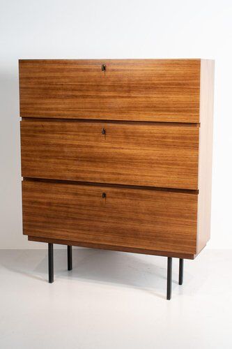 Chest of Drawers in Teak