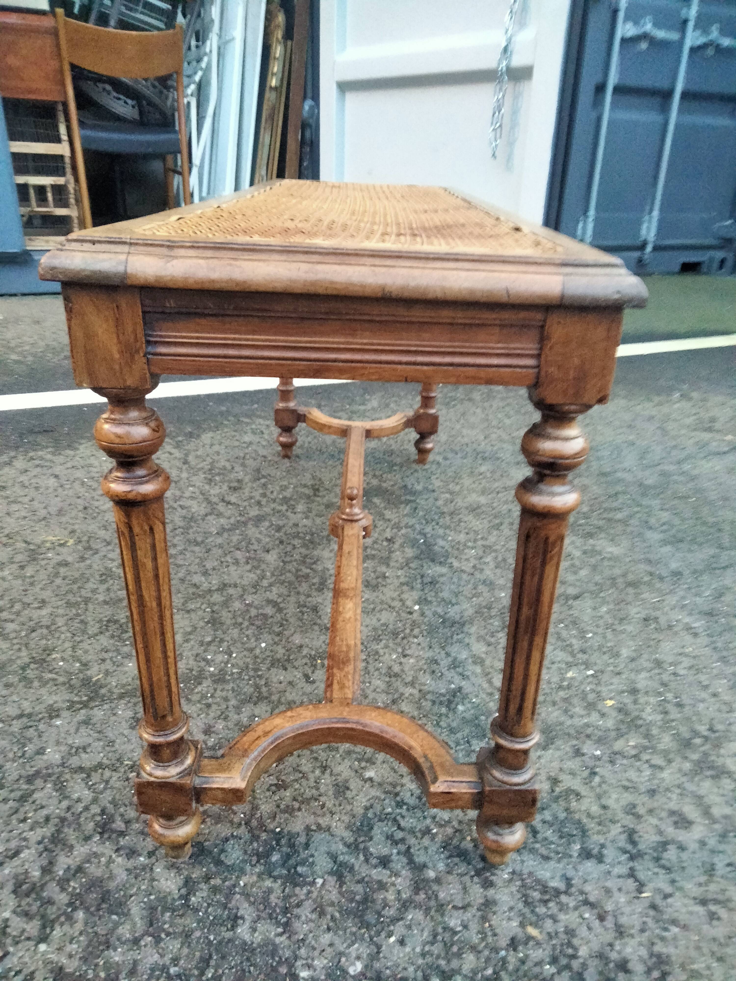 Old piano bench cannée style Louis XVl