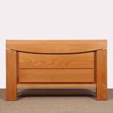 Vintage chest of drawers in solid elm from the 1980s.