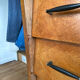 Commode pieds compas