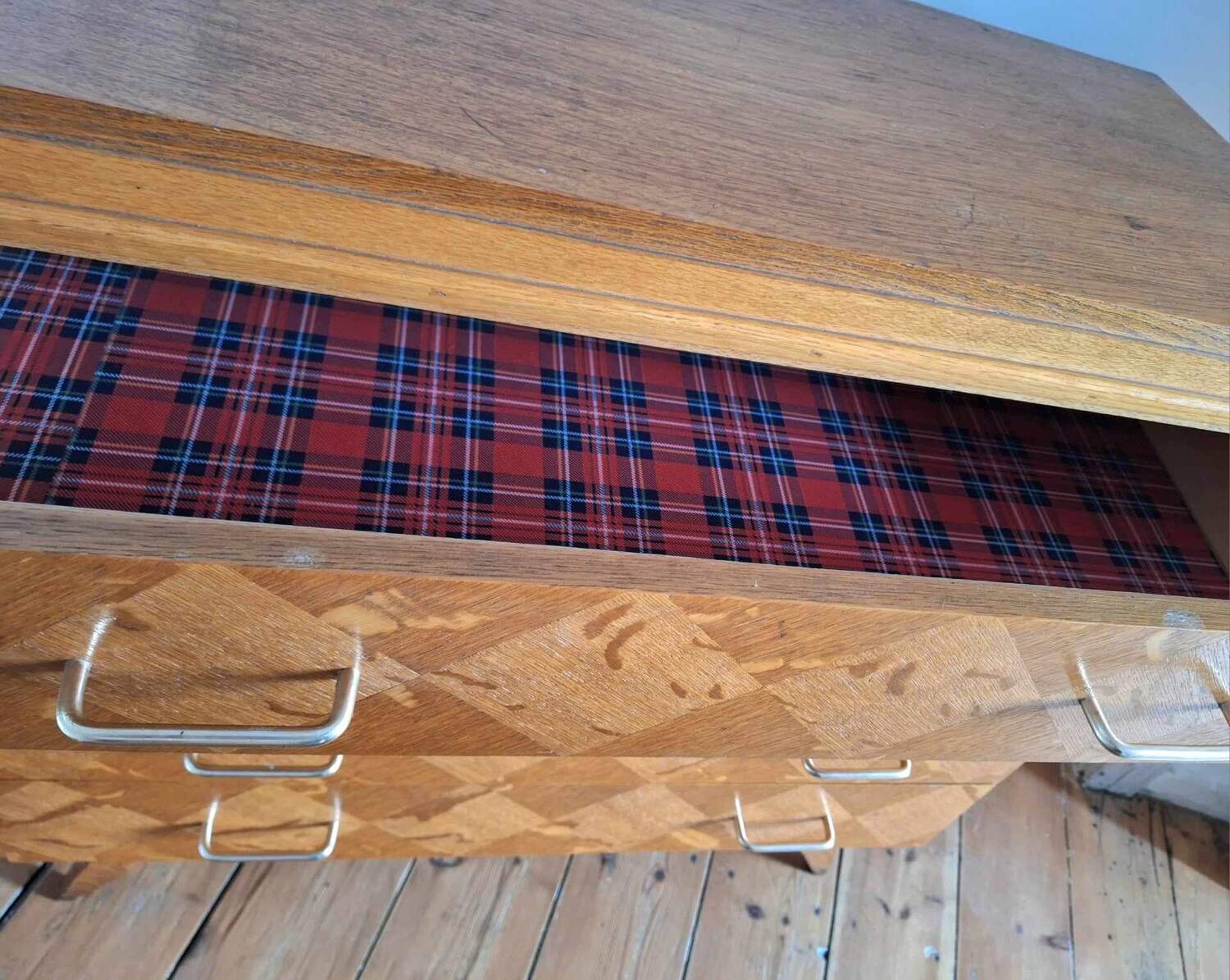 Commode vintage pieds compas, meuble ancien