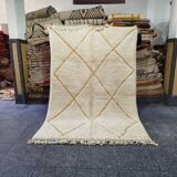 Handmade wool rug, size 150 x 250 cm