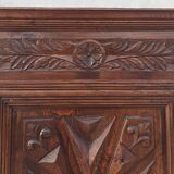 Standing man Louis XIII in oak