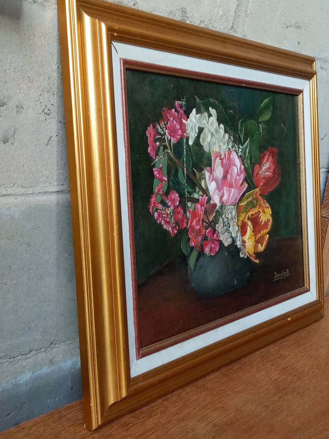 Canvas, flower painting and gold frame
