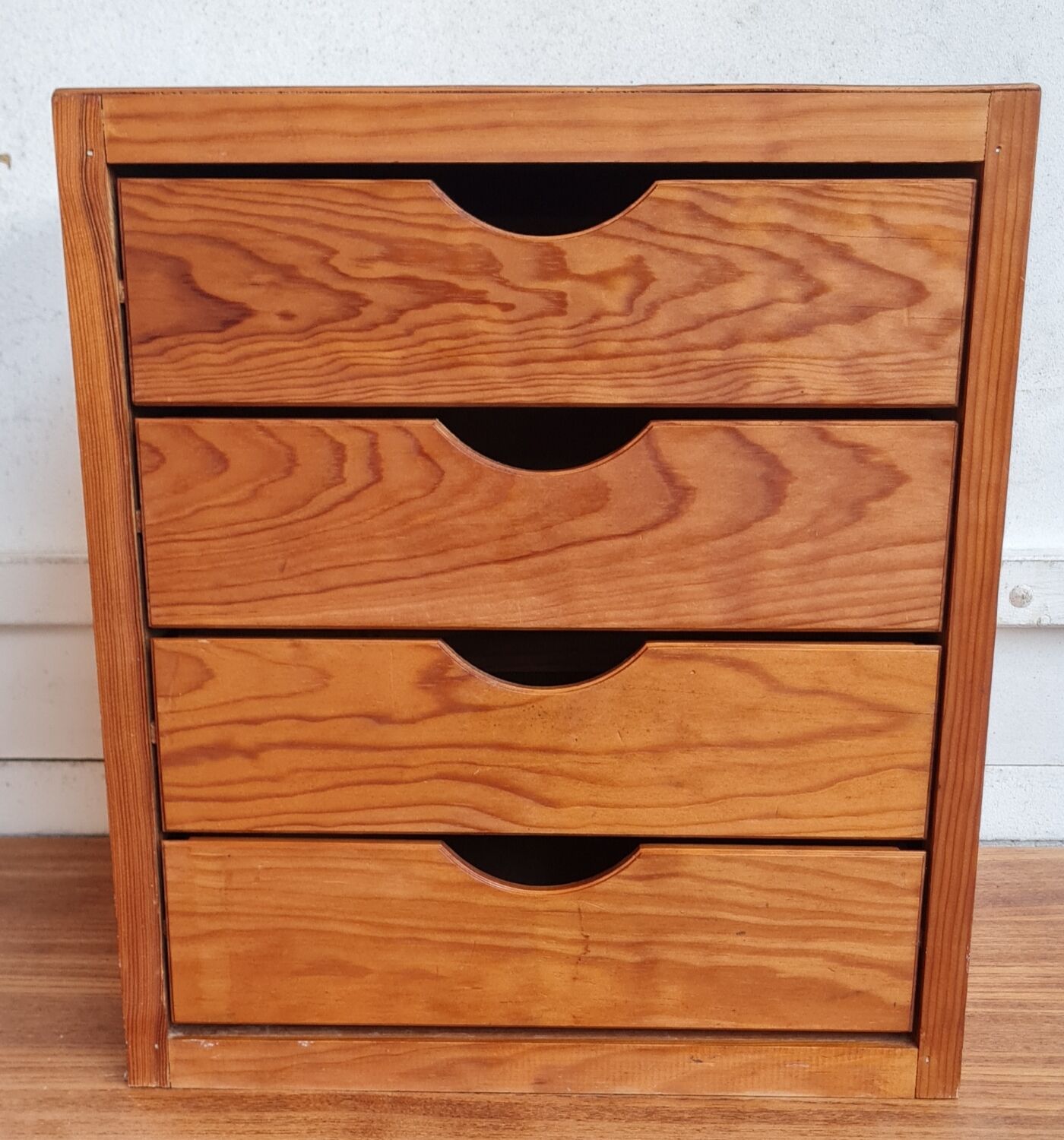 Wooden drawer box