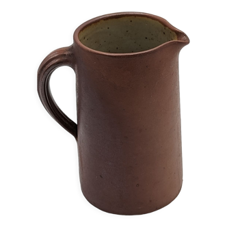 Sandstone pitcher