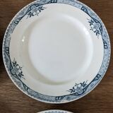 4 Lily Longchamp dinner plates