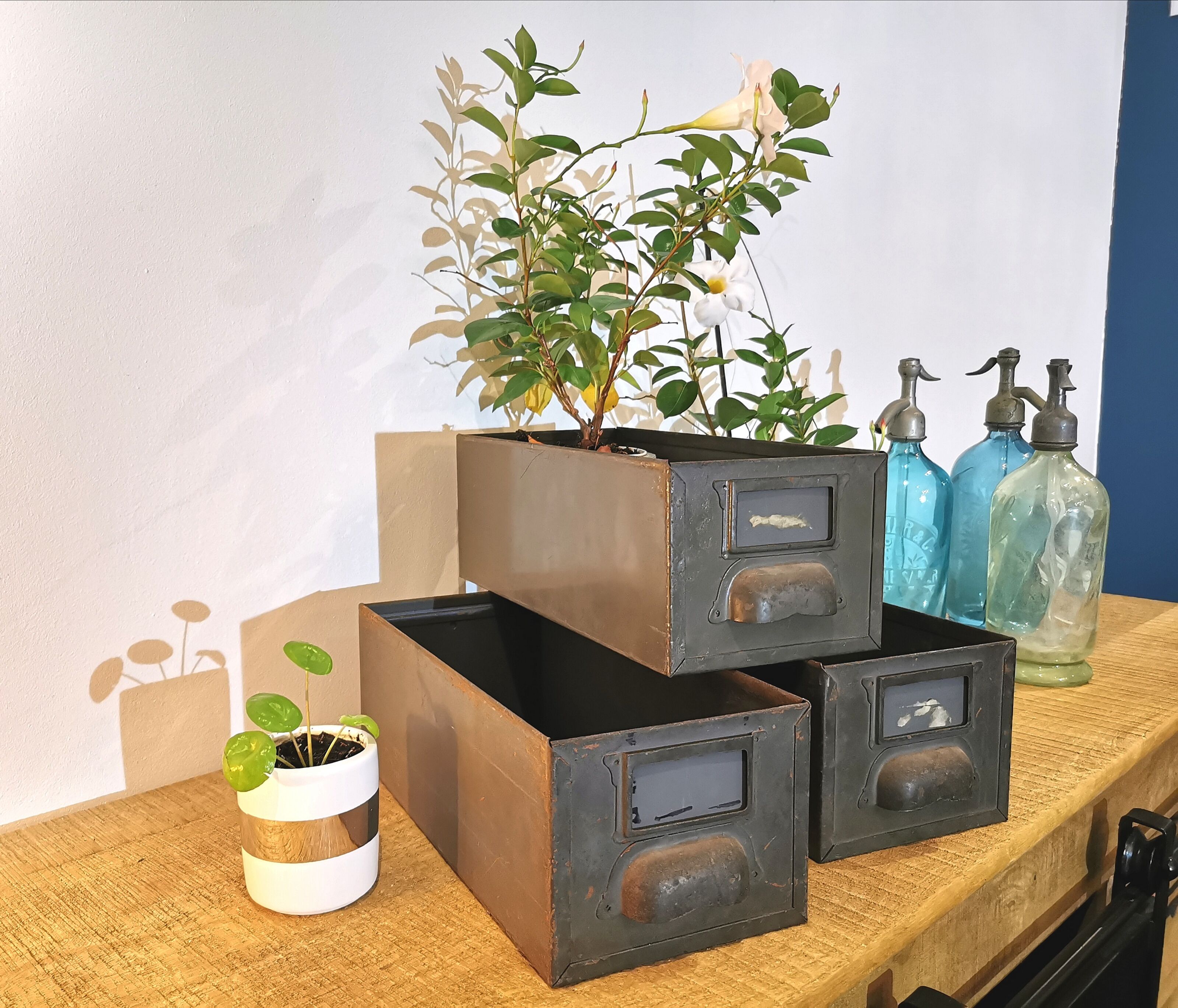 Set of 3 industrial lockers