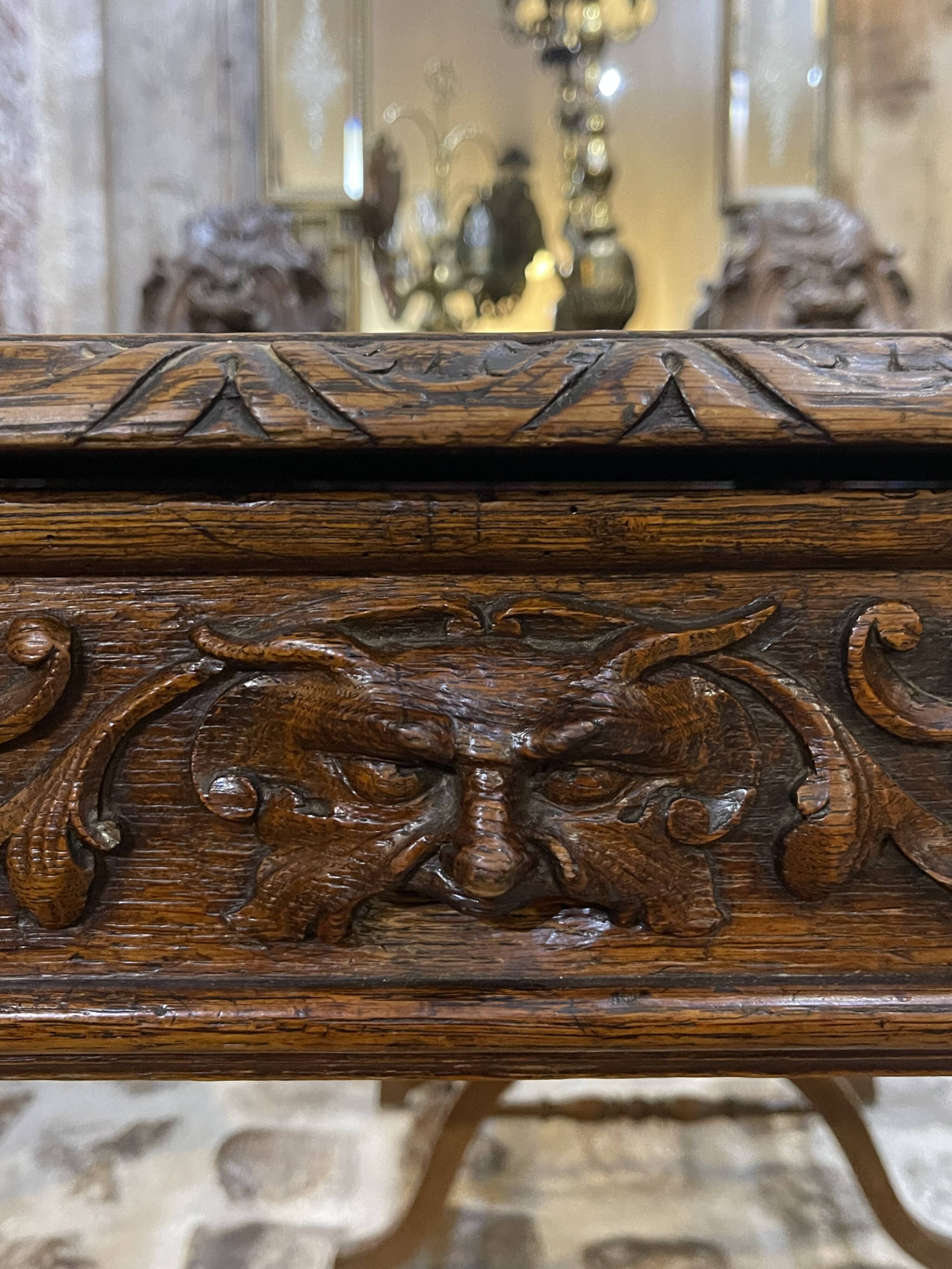 Table / desk style Henri II solid oak