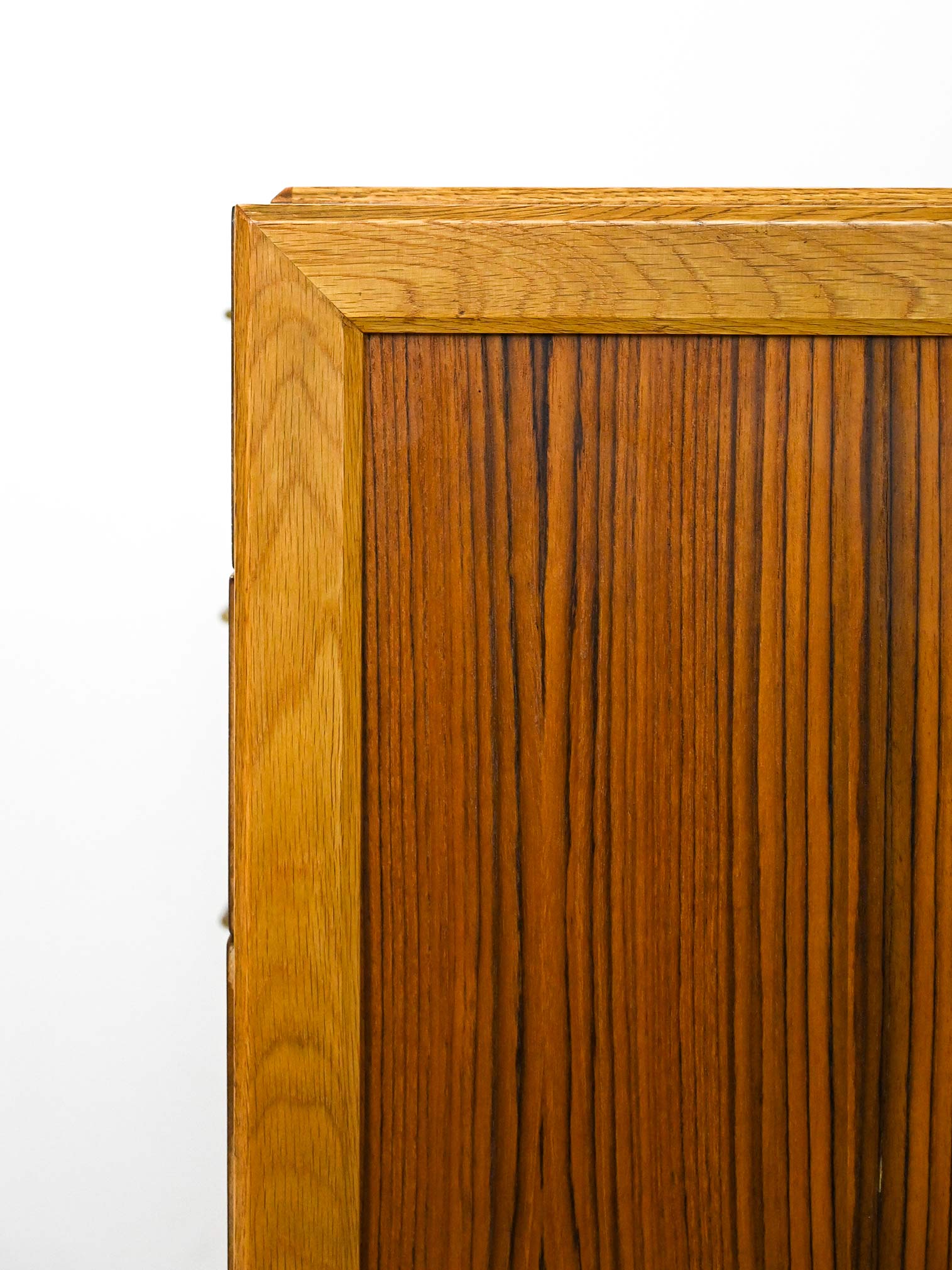 Modernistic chest of drawers