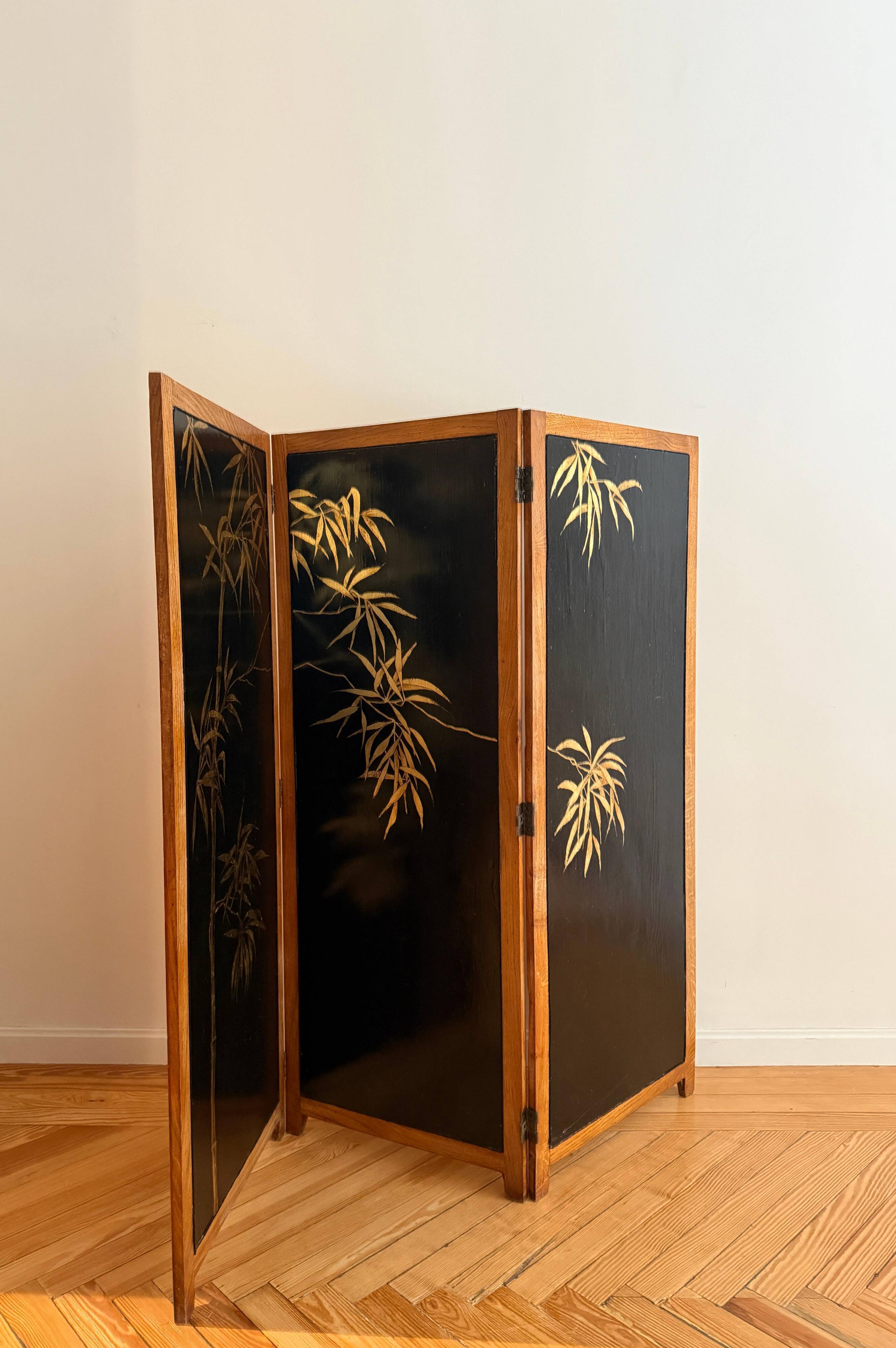 Pair of Italian screens