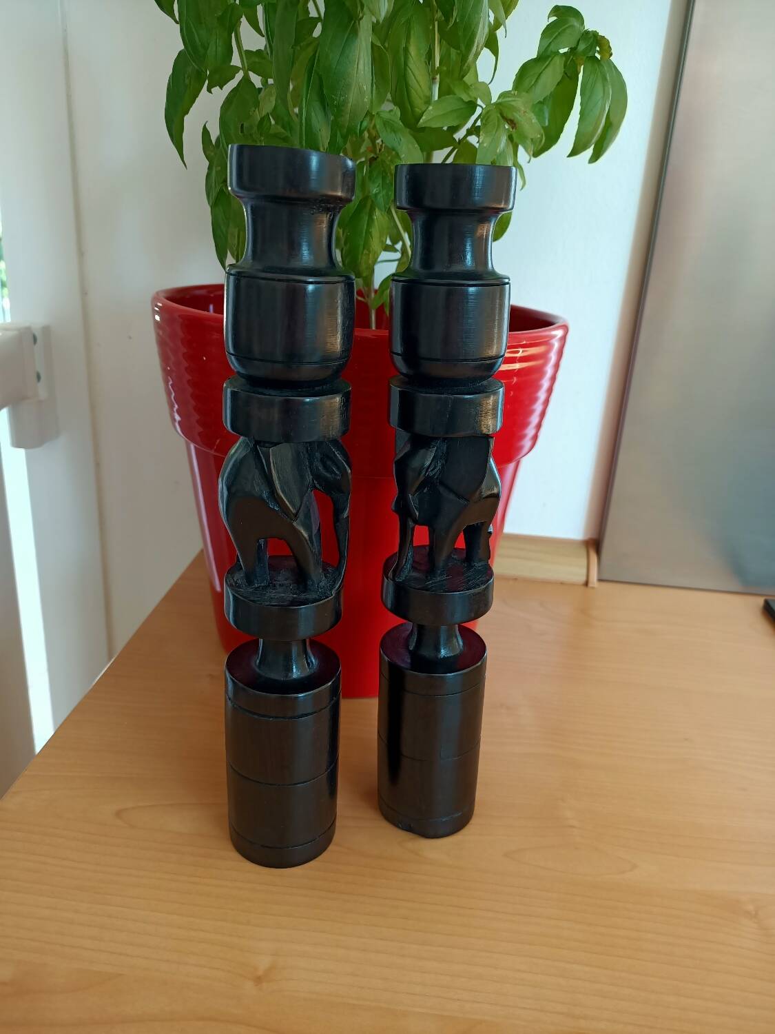 Bougeoirs en ébène vintage