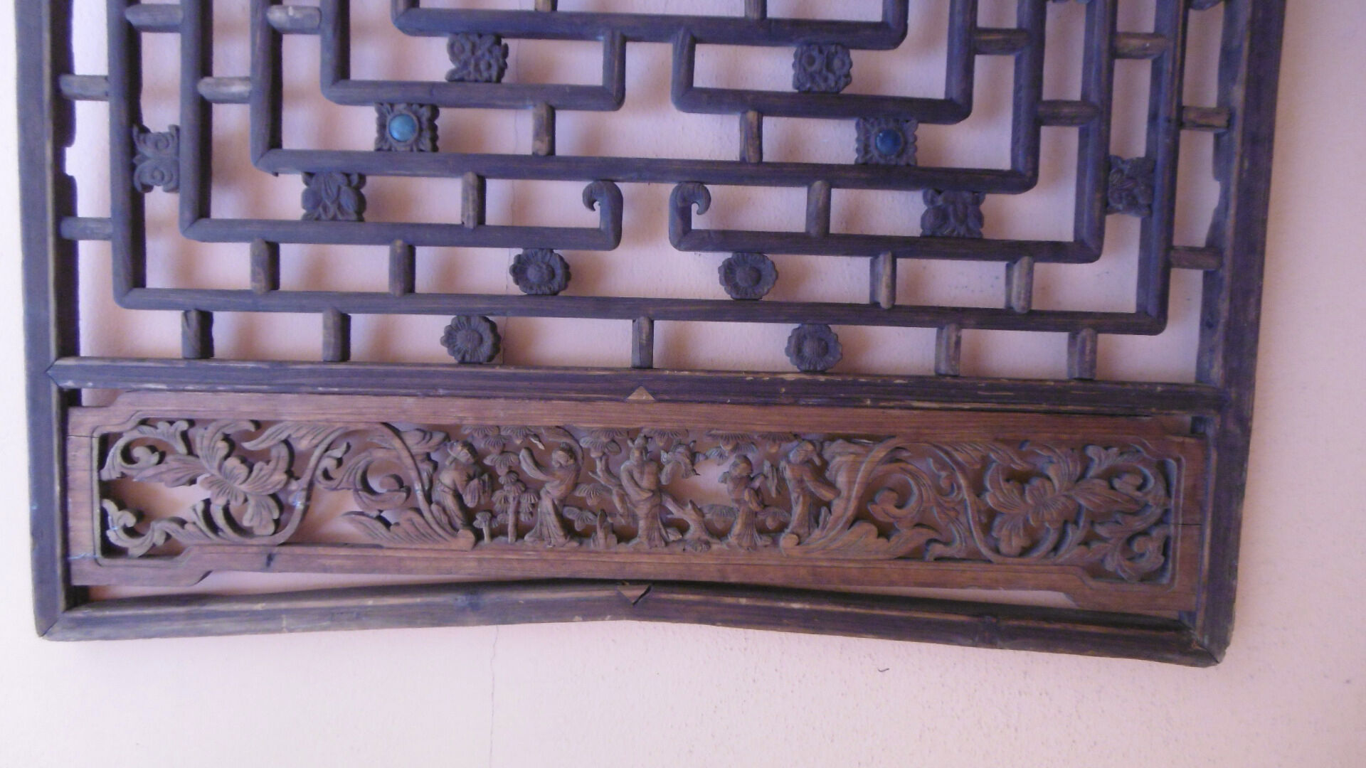 Panneau ancien en bois sculpté de style oriental
