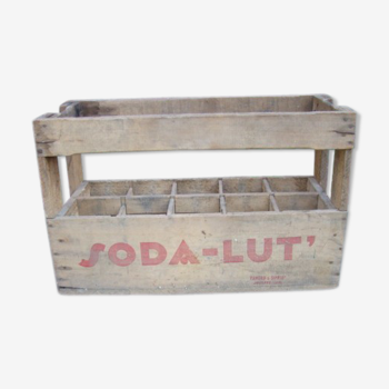 Caisse à vin ancienne Soda- lut