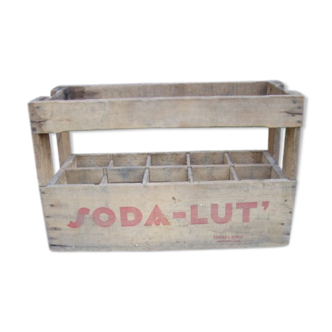 Caisse à vin ancienne Soda- lut