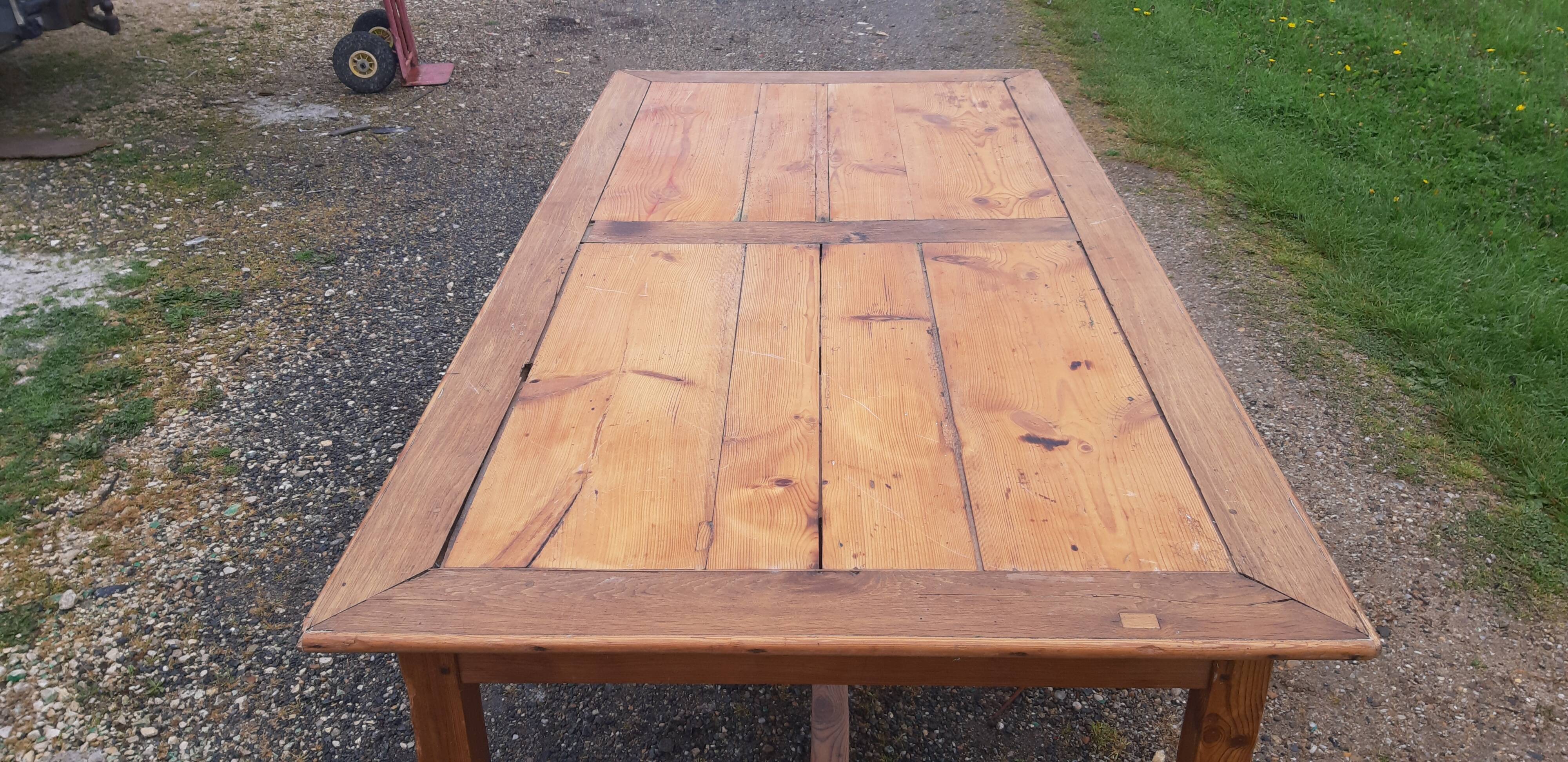 Pine Farm Table