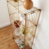 Modular gold metal wire shelf
