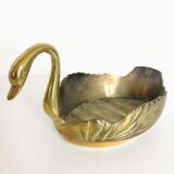 Brass empty-pocketed swan