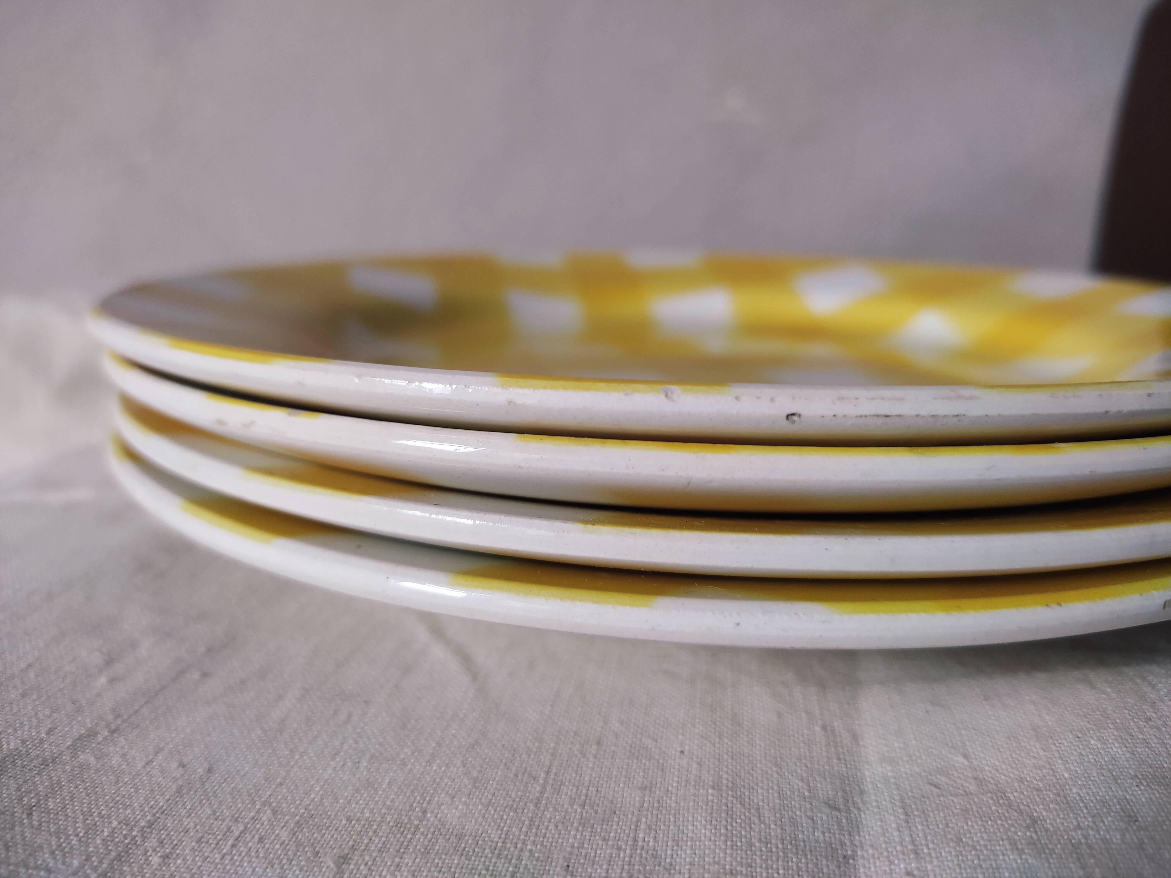 4 Digoin checkered plates
