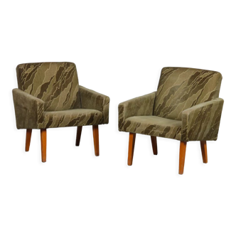 Paire de fauteuils en bois des années 1970