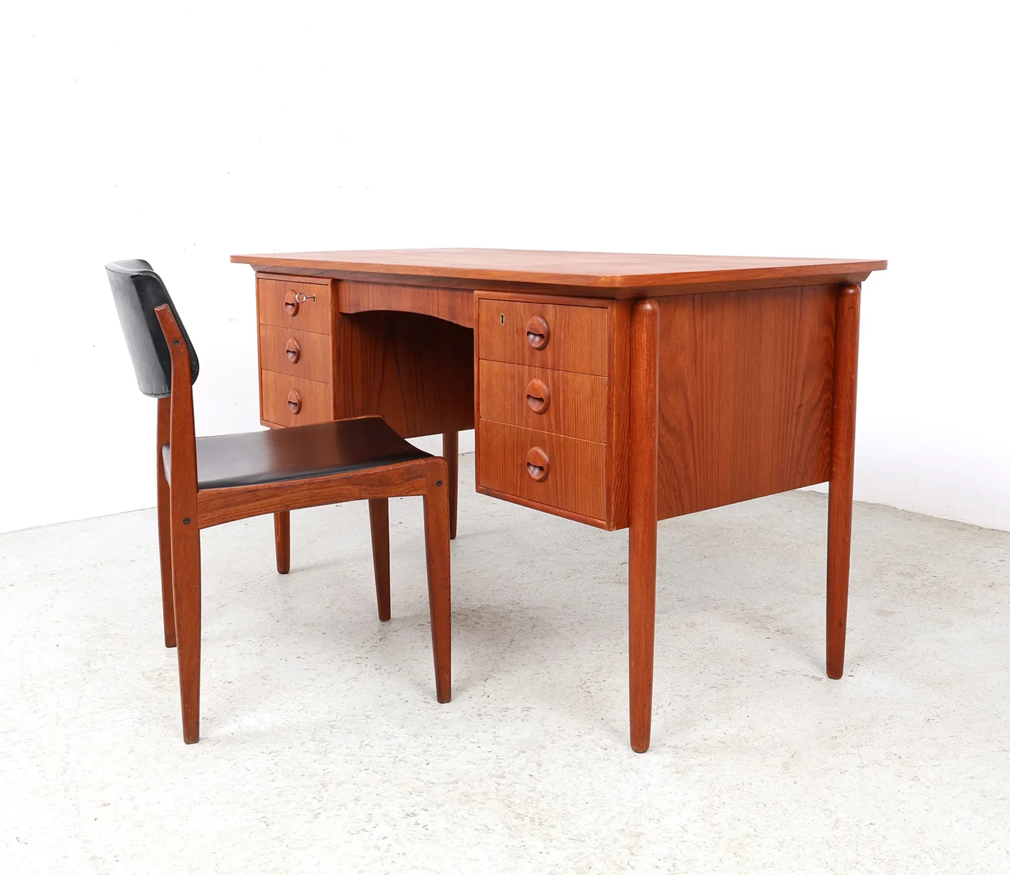 Danish teak writing desk with open storage compartment, 1960s